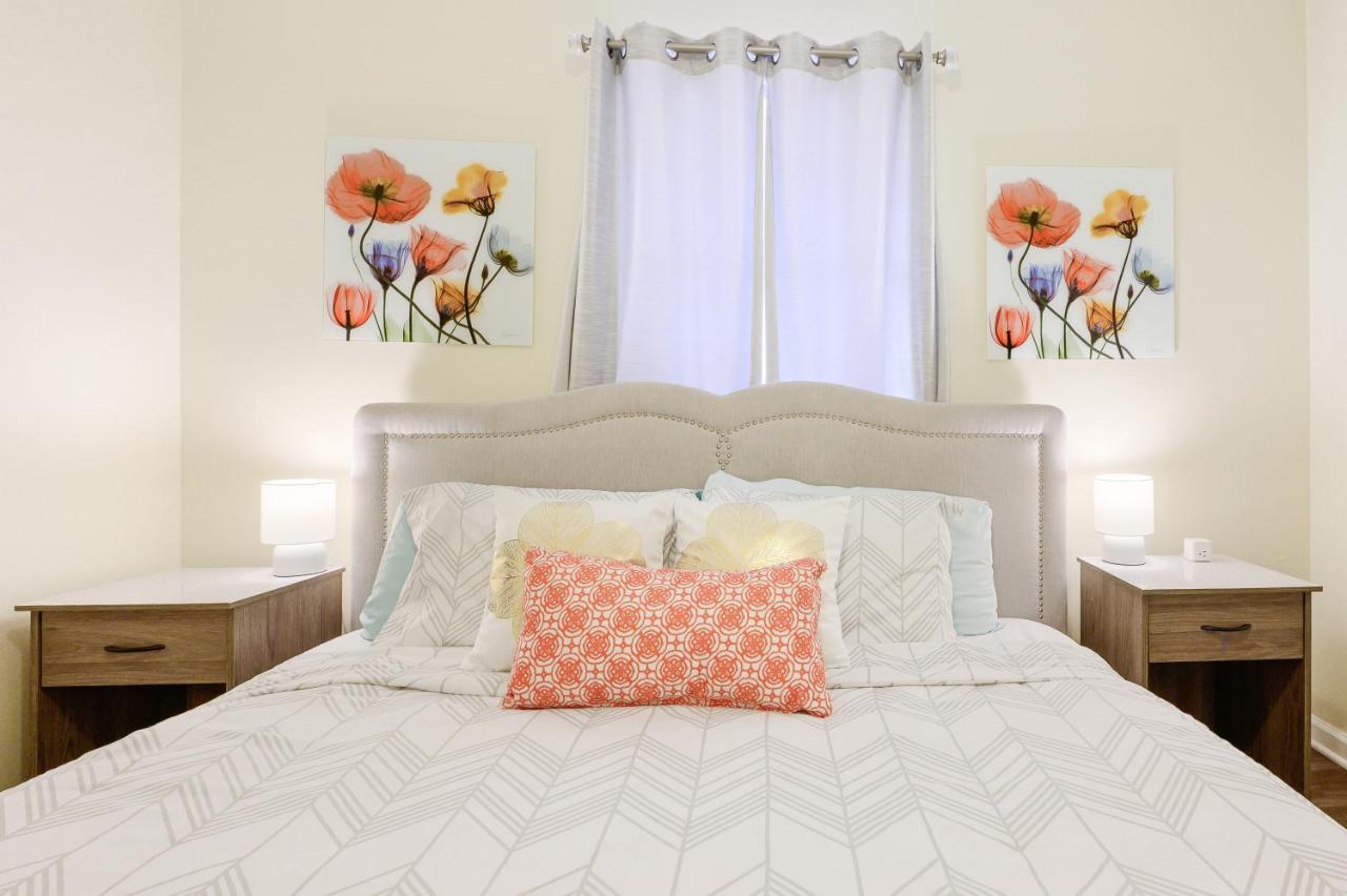 Dapper Digs - King Bed - Long Term Stays - Duke Durham Exterior photo