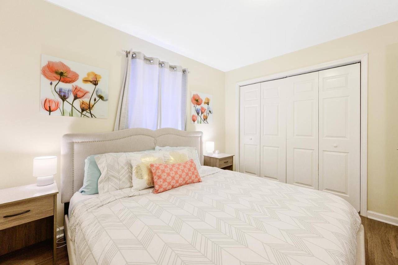 Dapper Digs - King Bed - Long Term Stays - Duke Durham Exterior photo